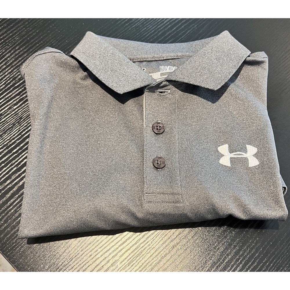 Under Armour Size Heat Gear YLG Loose Polo. Color Gray. In‎ Great Condition.